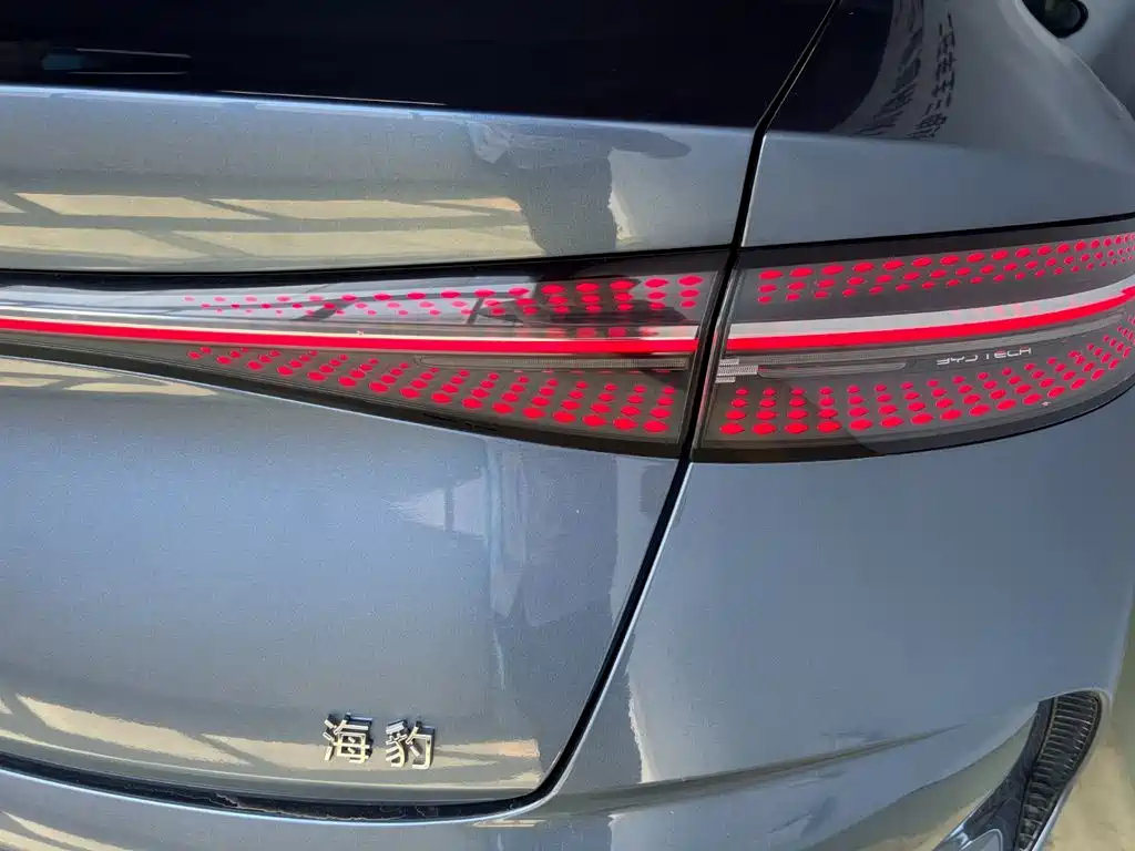 BYD Seal — миниатюра 20