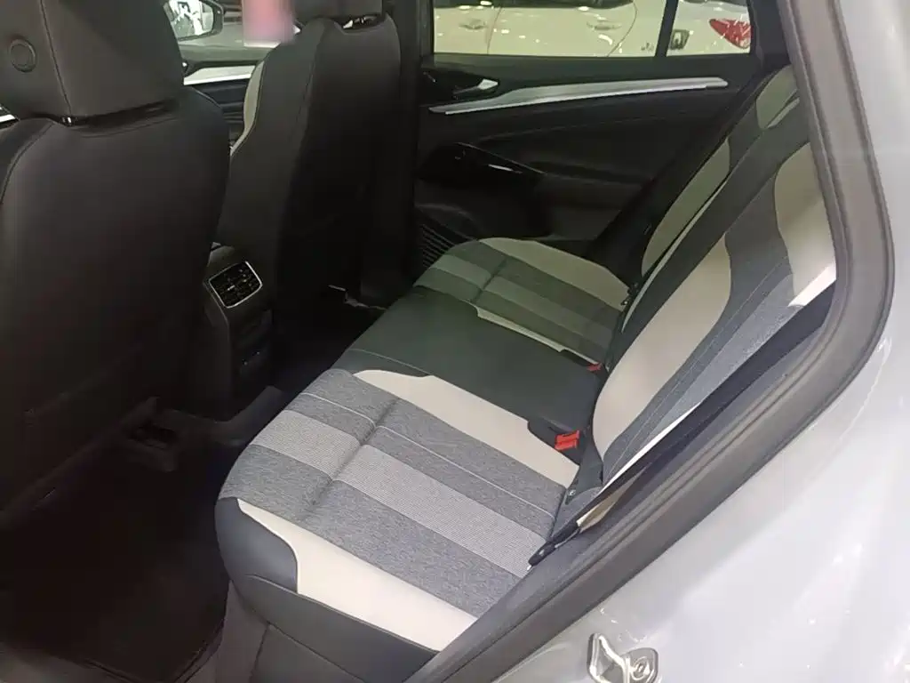 Volkswagen ID.4 Crozz — миниатюра 17