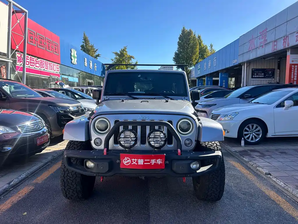 Jeep Wrangler — миниатюра 2