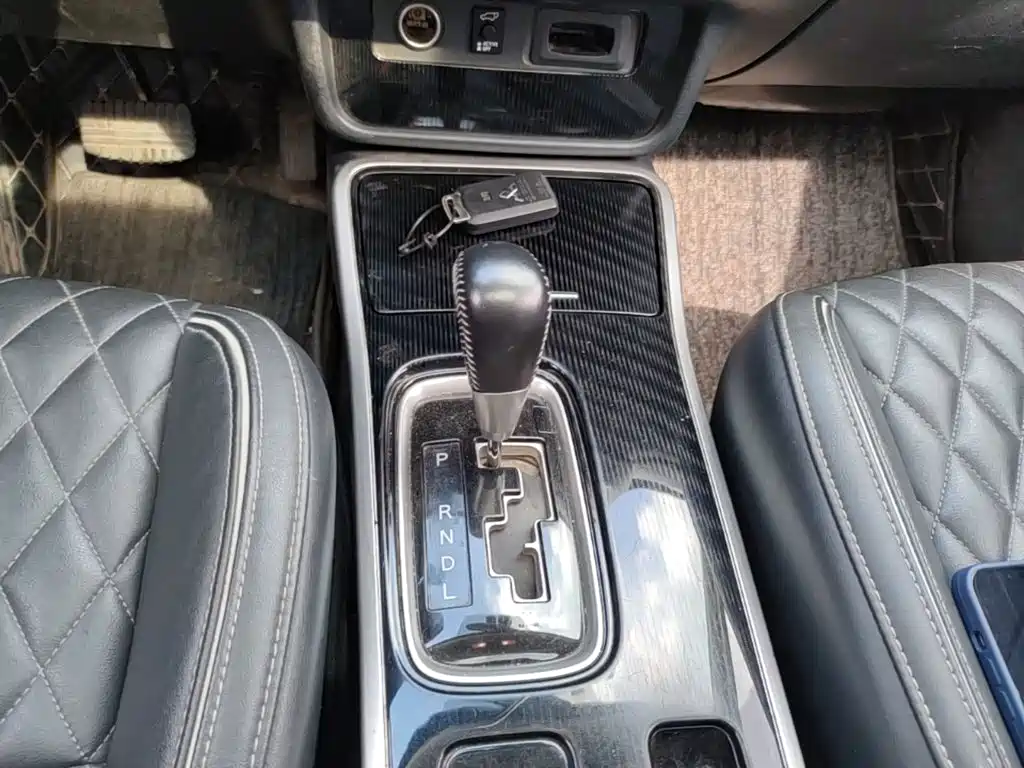 Mitsubishi Outlander — миниатюра 14