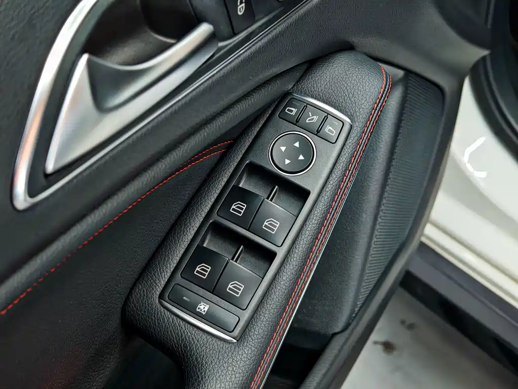 Mercedes-Benz A-Class AMG (Import) — миниатюра 9