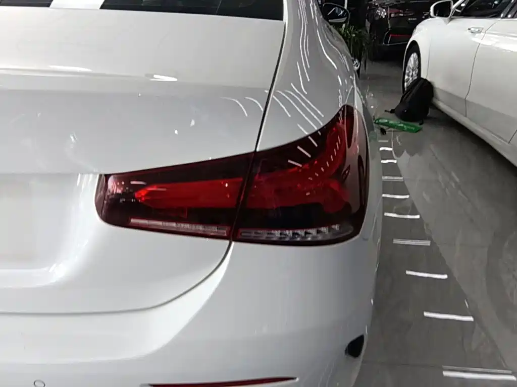 Mercedes-Benz A-Class — миниатюра 8