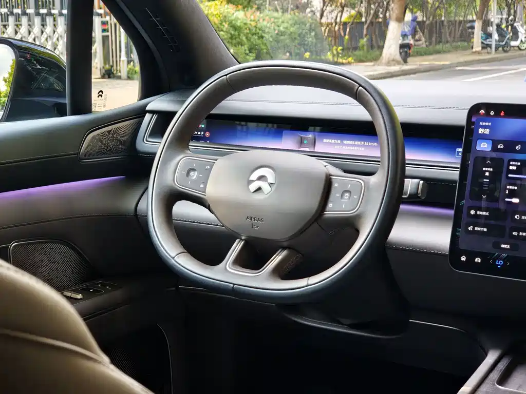 NIO ES8 — миниатюра 5
