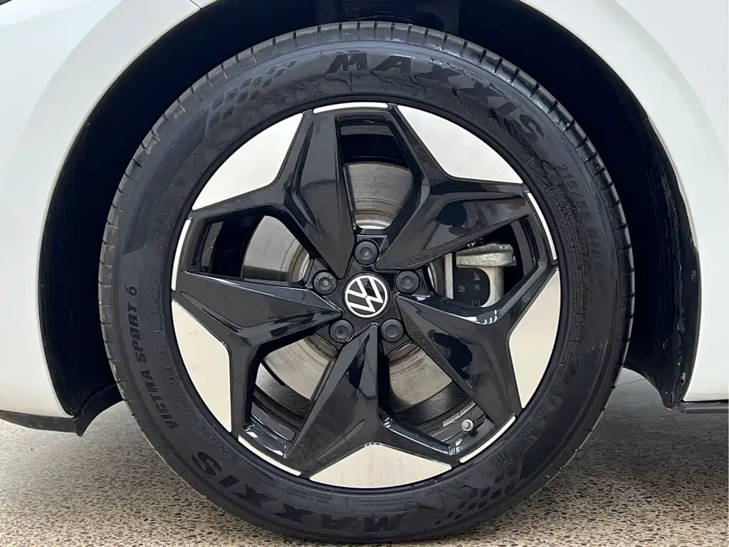 Volkswagen ID.3 — миниатюра 10