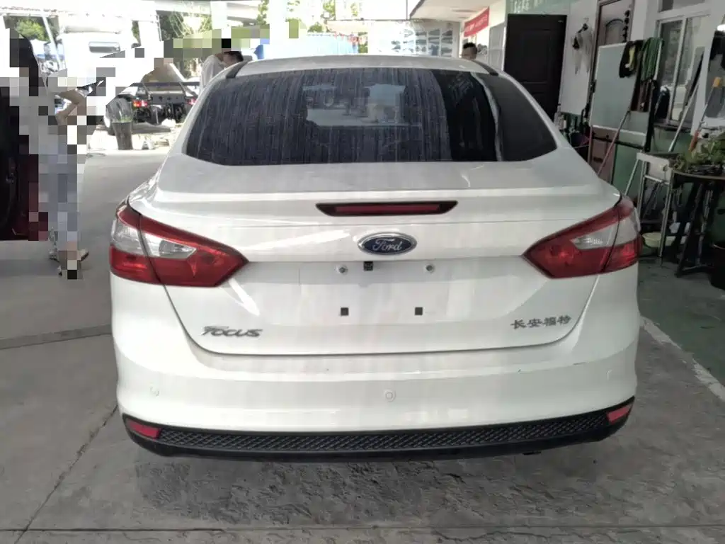 Ford Focus — миниатюра 6