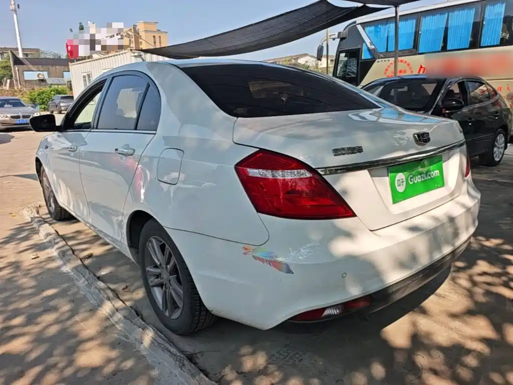 Geely Emgrand — миниатюра 5