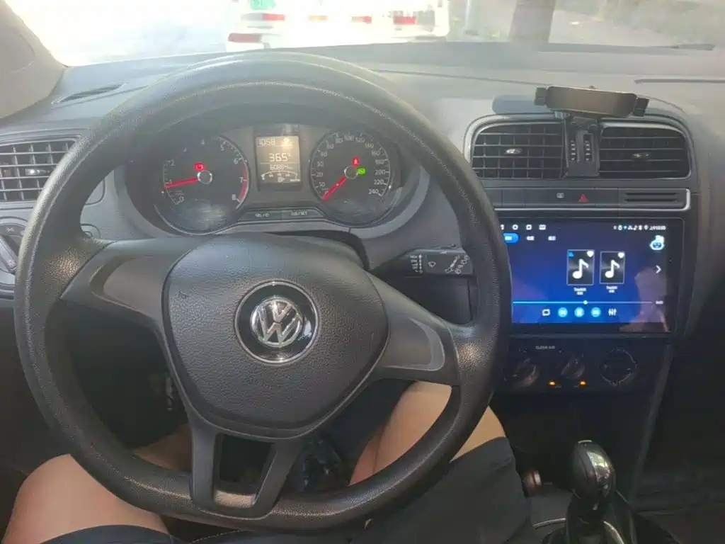 Volkswagen Polo — миниатюра 10