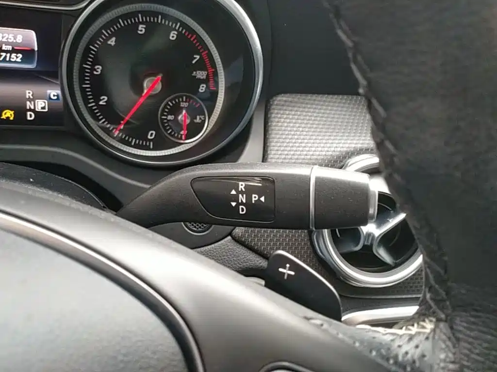 Mercedes-Benz GLA — миниатюра 14