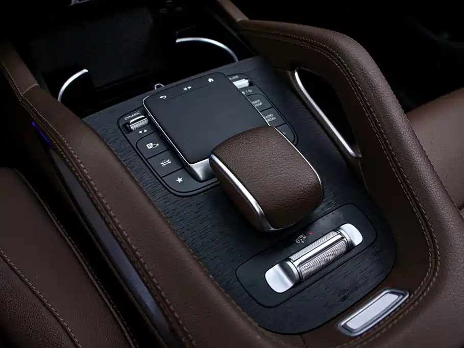 Mercedes-Benz GLS — миниатюра 10