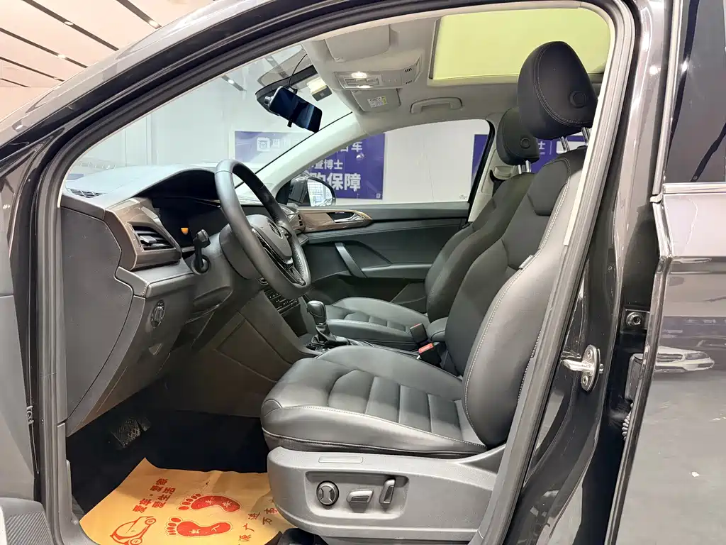Volkswagen Tharu — миниатюра 8