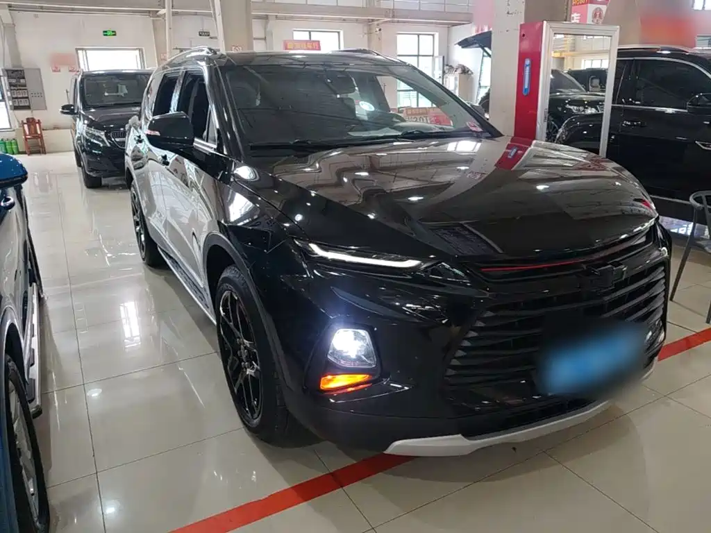 Chevrolet Blazer — миниатюра 4