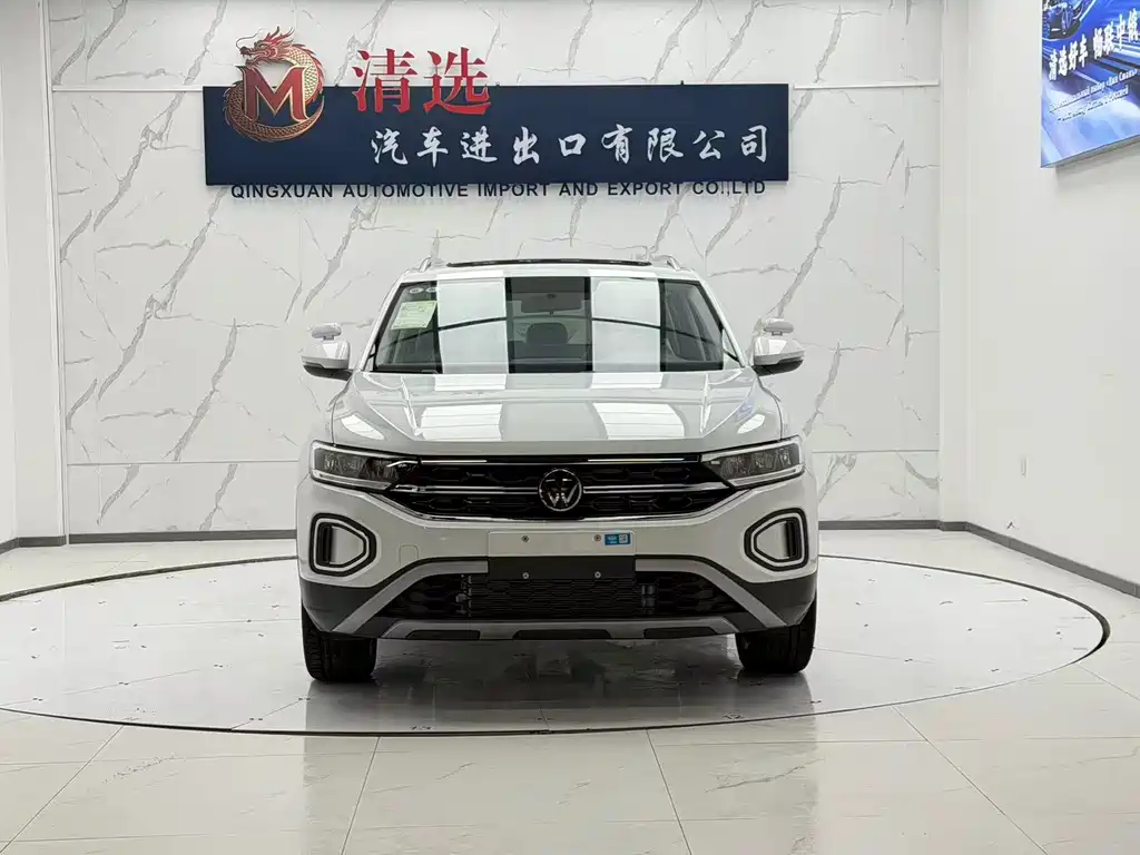 Volkswagen T-Roc — миниатюра 2