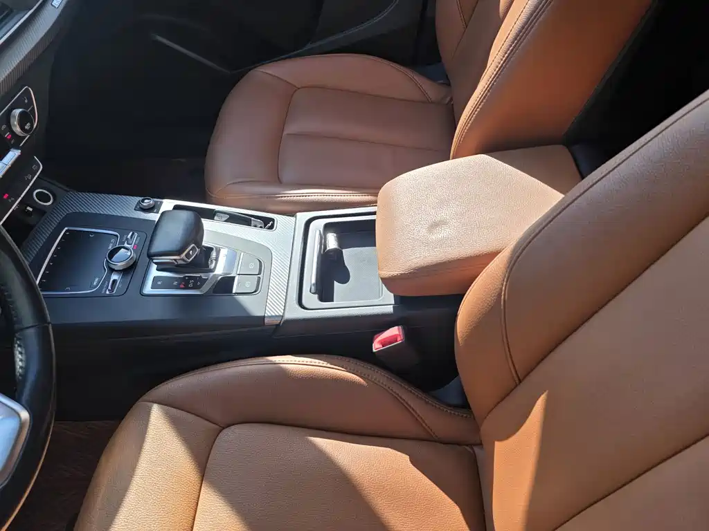 Audi Q5L — миниатюра 8
