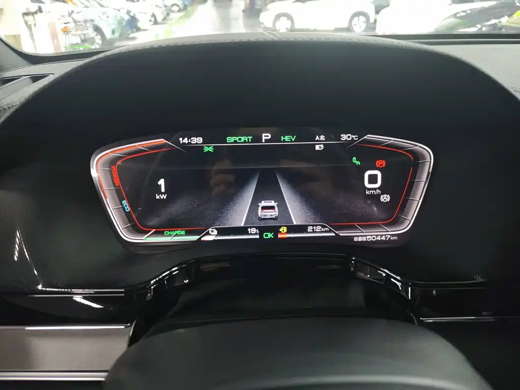 BYD Tang New Energy — миниатюра 12