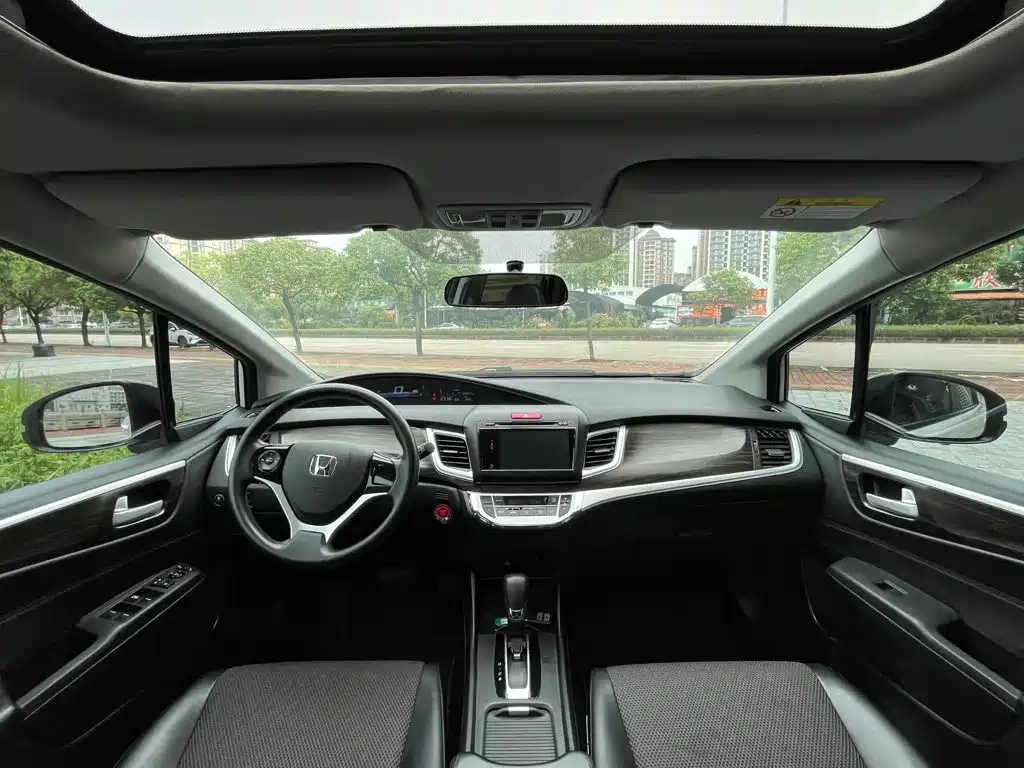 Honda Jade — миниатюра 5