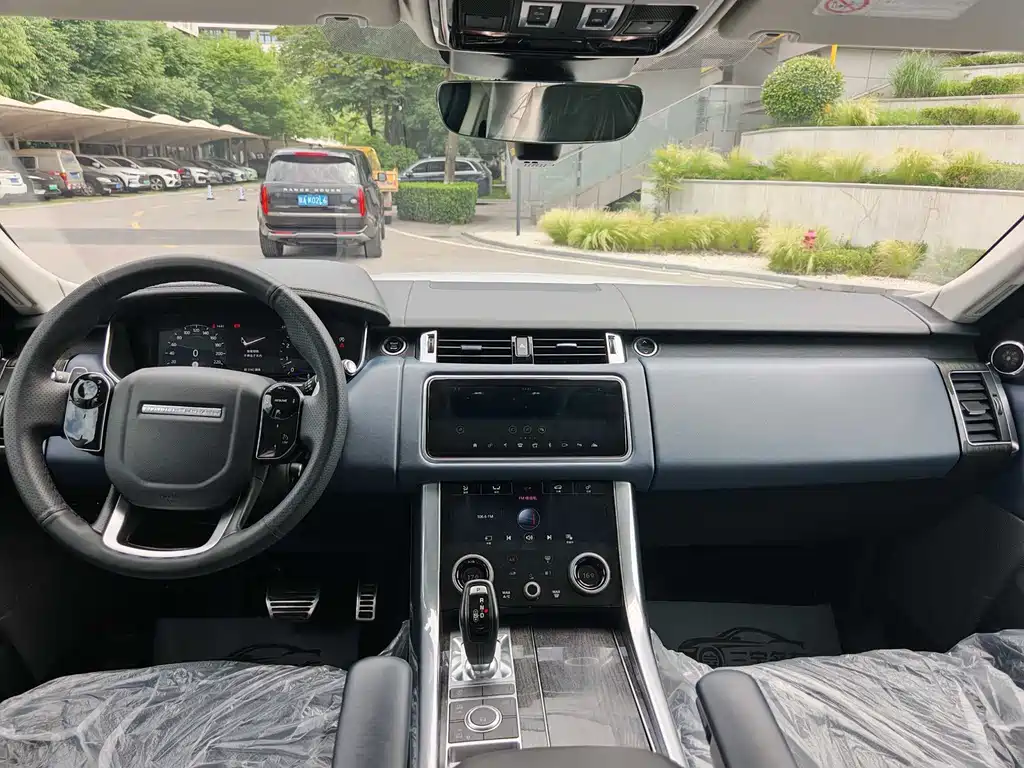 Land Rover Sport — миниатюра 9