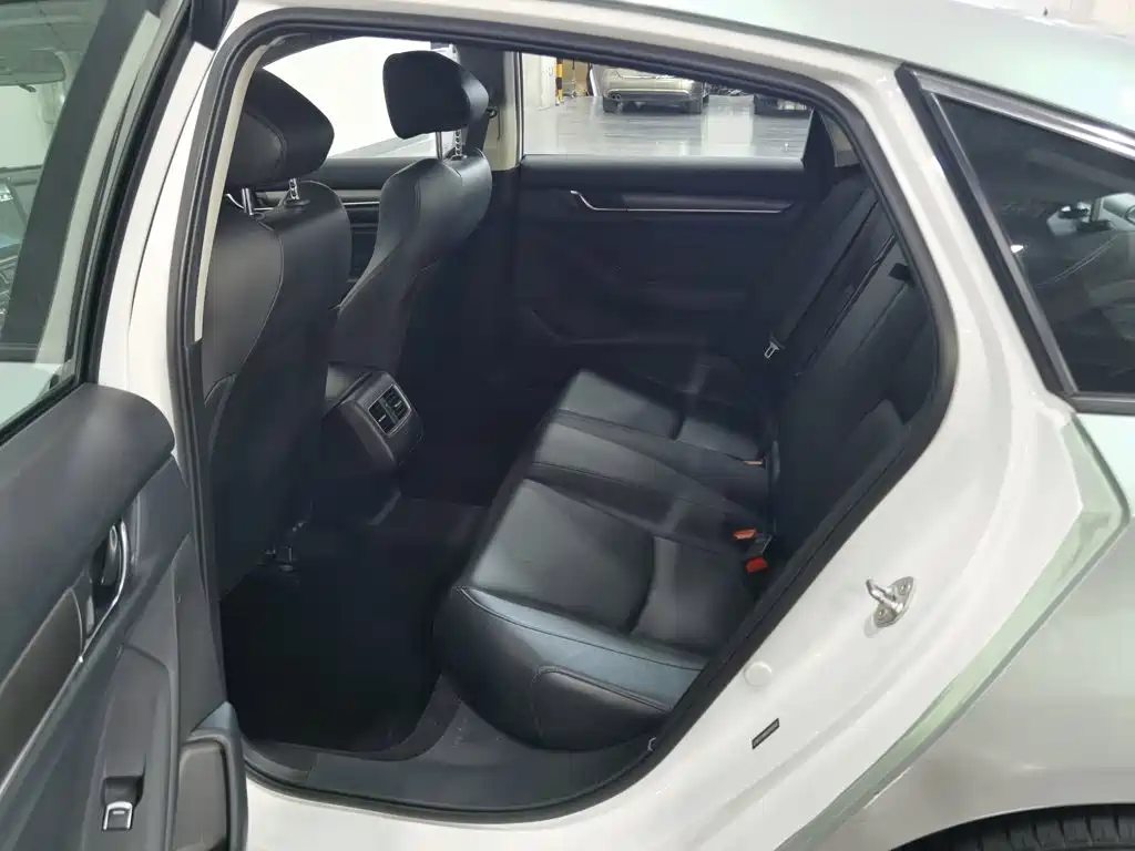 Honda Accord — миниатюра 15
