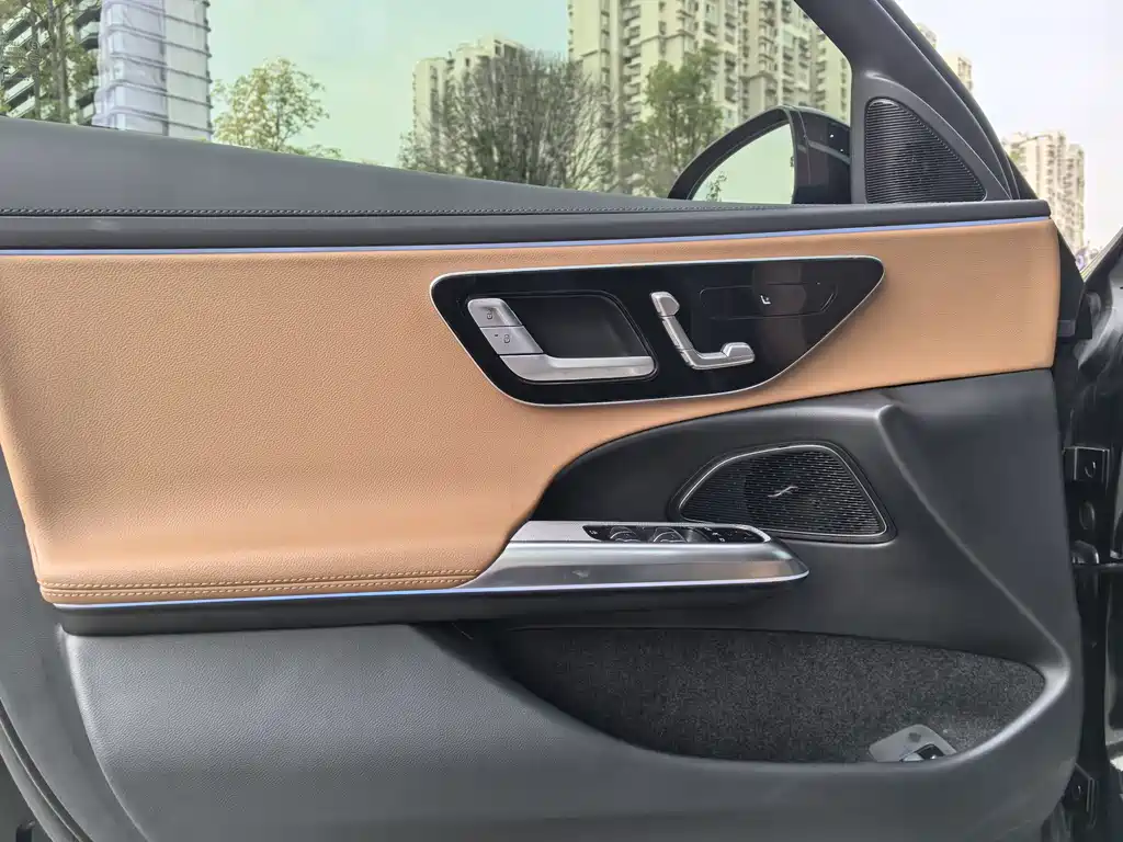 Mercedes-Benz E-Class E 2025 E 260 L Sport