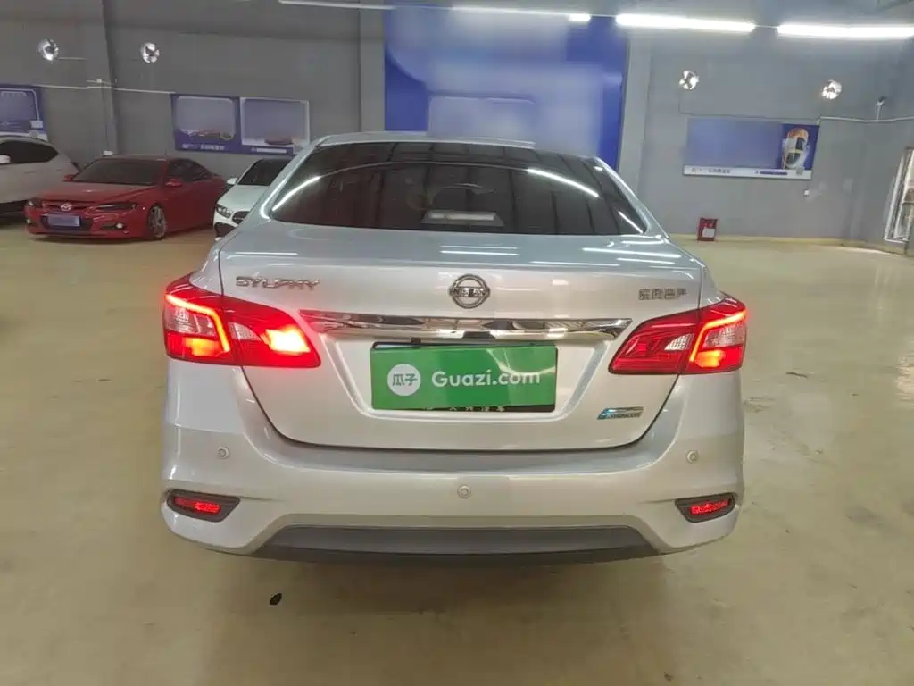 Nissan Sylphy — миниатюра 6