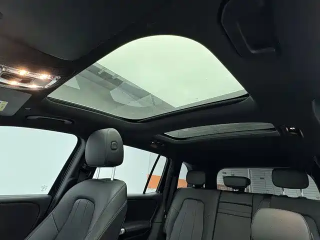 Mercedes-Benz EQB — миниатюра 12