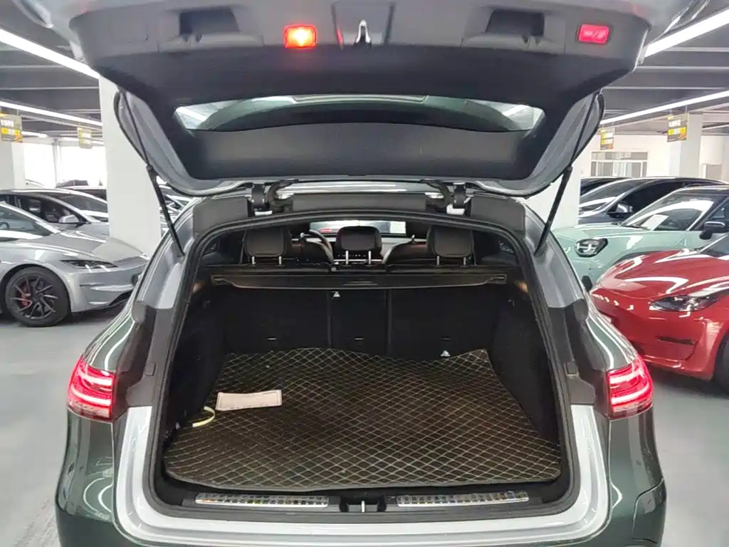 Mercedes-Benz EQC — миниатюра 19
