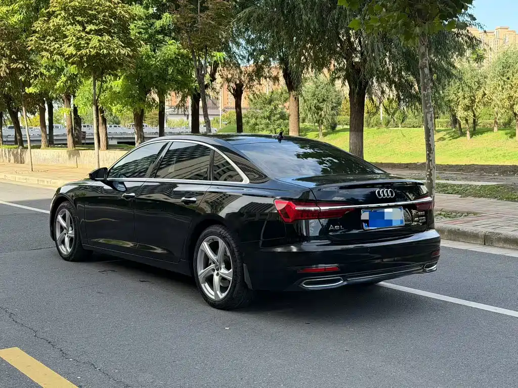 Audi A6L — миниатюра 7