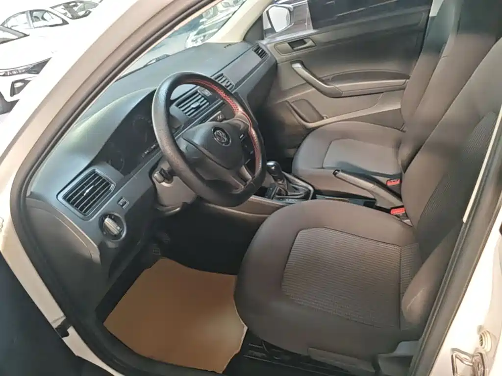 Volkswagen Santana — миниатюра 15