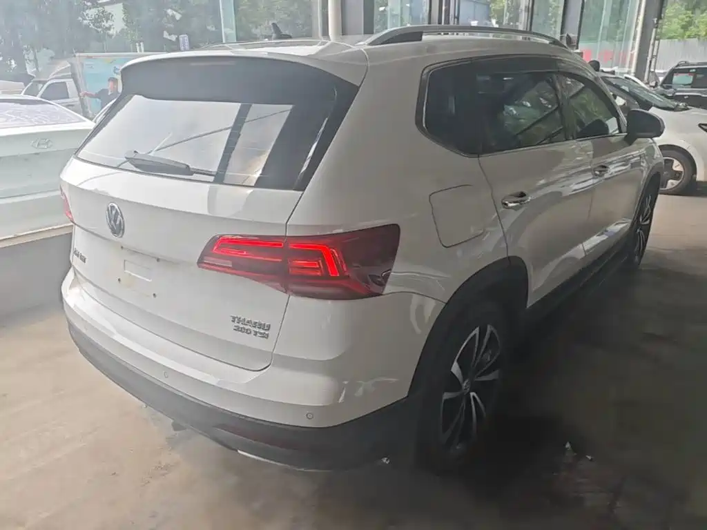 Volkswagen Tharu — миниатюра 7