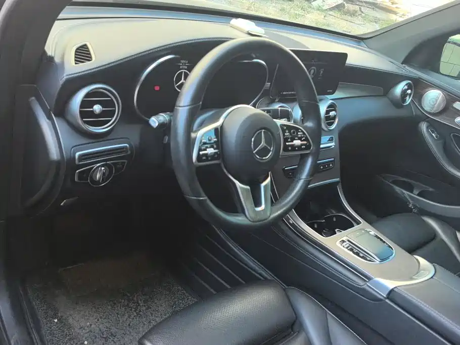 Mercedes-Benz GLC — миниатюра 12