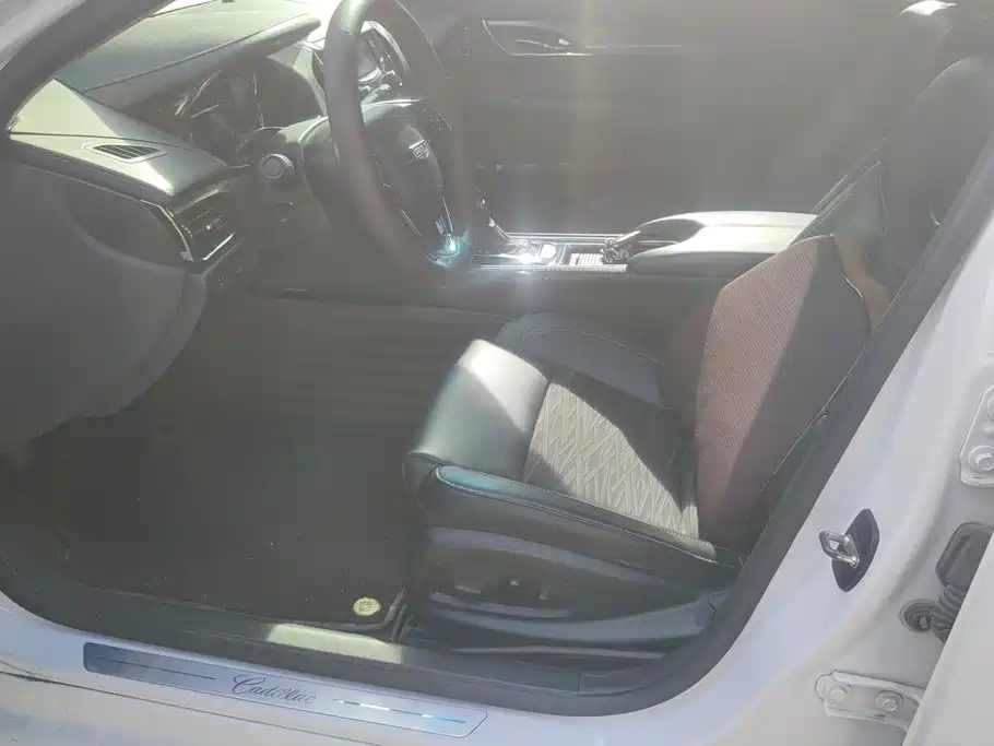 Cadillac ATS-L 2017 28T