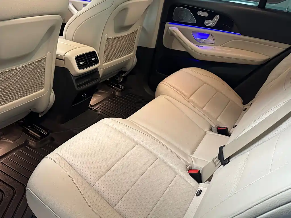 Mercedes-Benz GLE (Import) — миниатюра 7