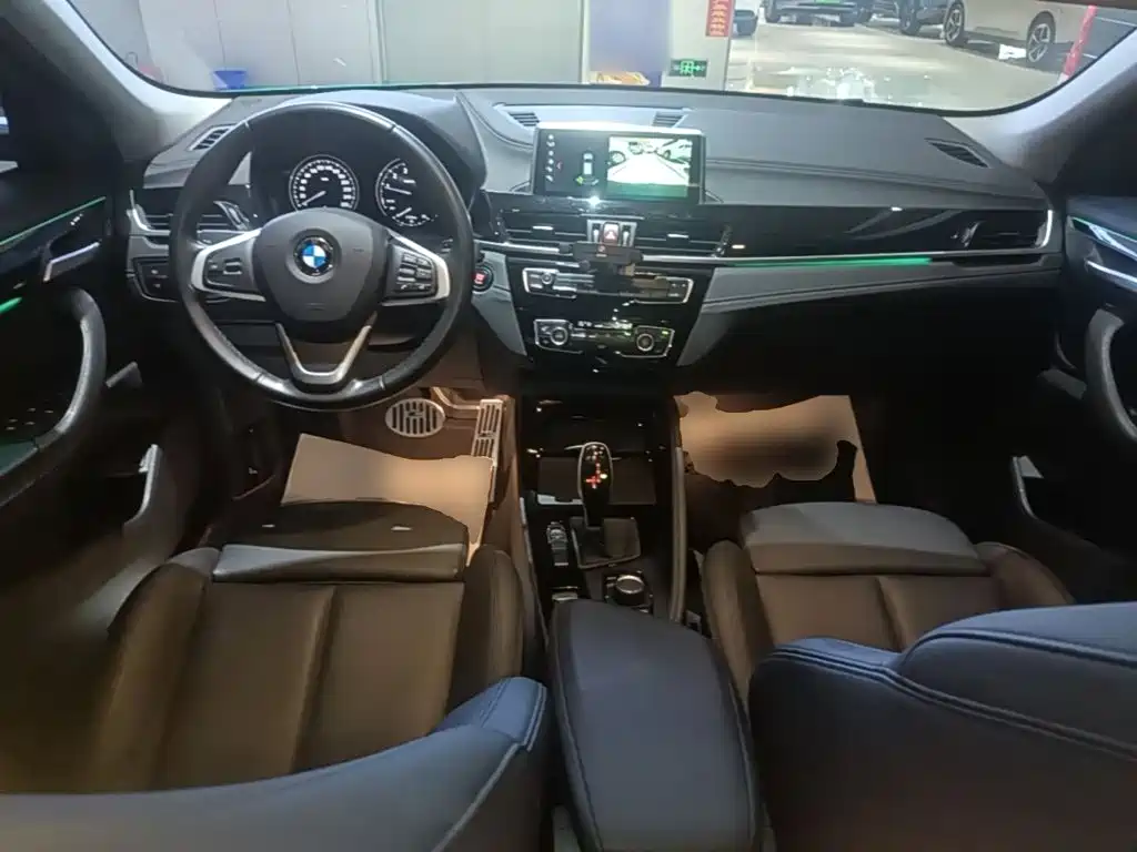 BMW X2 (Import) — миниатюра 10