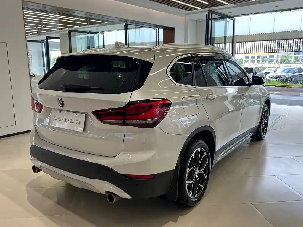 BMW X1 — миниатюра 6
