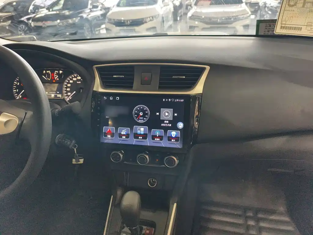 Nissan Sylphy — миниатюра 6