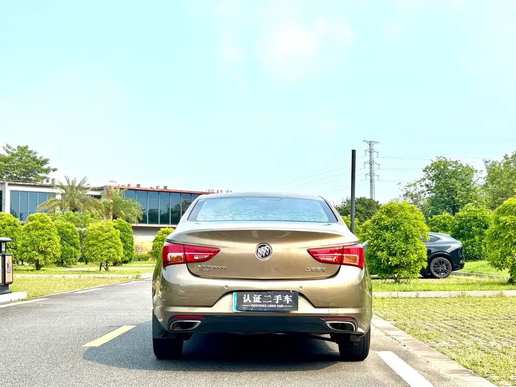 Buick Verano — миниатюра 7