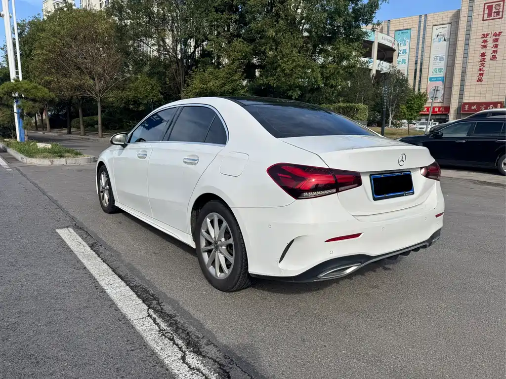 Mercedes-Benz A-Class — миниатюра 6