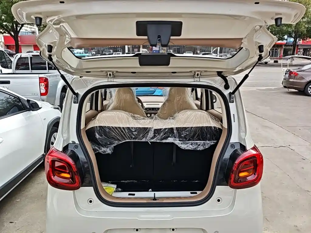 Wuling MINIEV — миниатюра 19