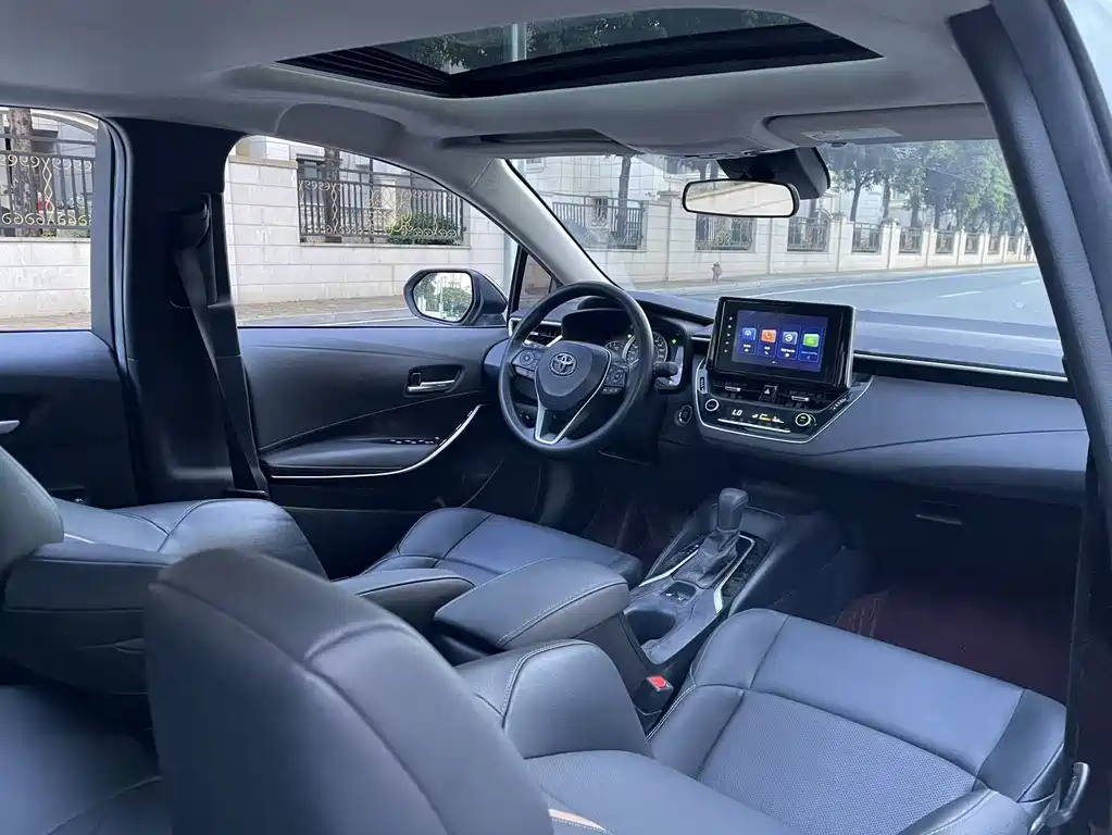 Toyota Lingshang 2021 2.0L Luxury