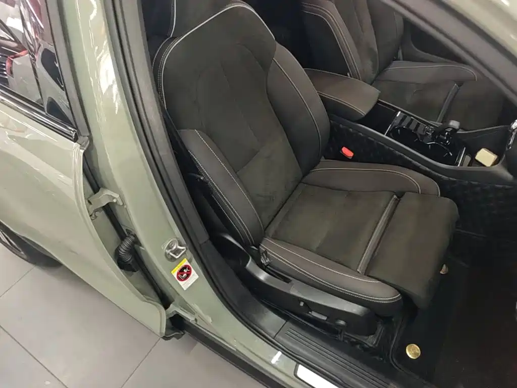 Volvo C40 — миниатюра 25