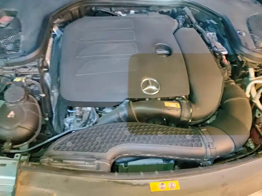 Mercedes-Benz E-Class — миниатюра 10