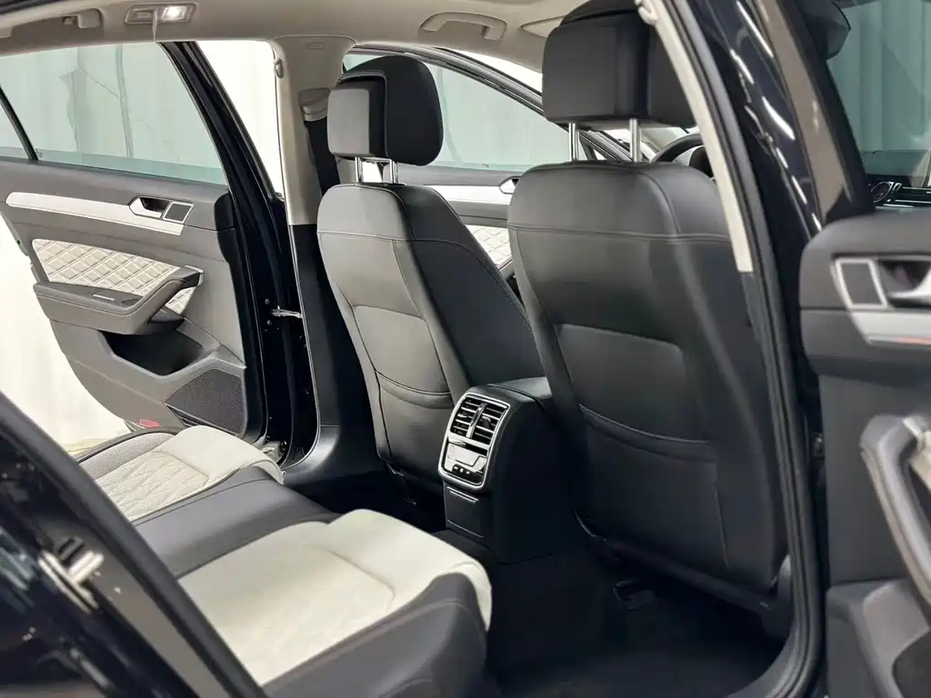 Volkswagen Magotan — миниатюра 15