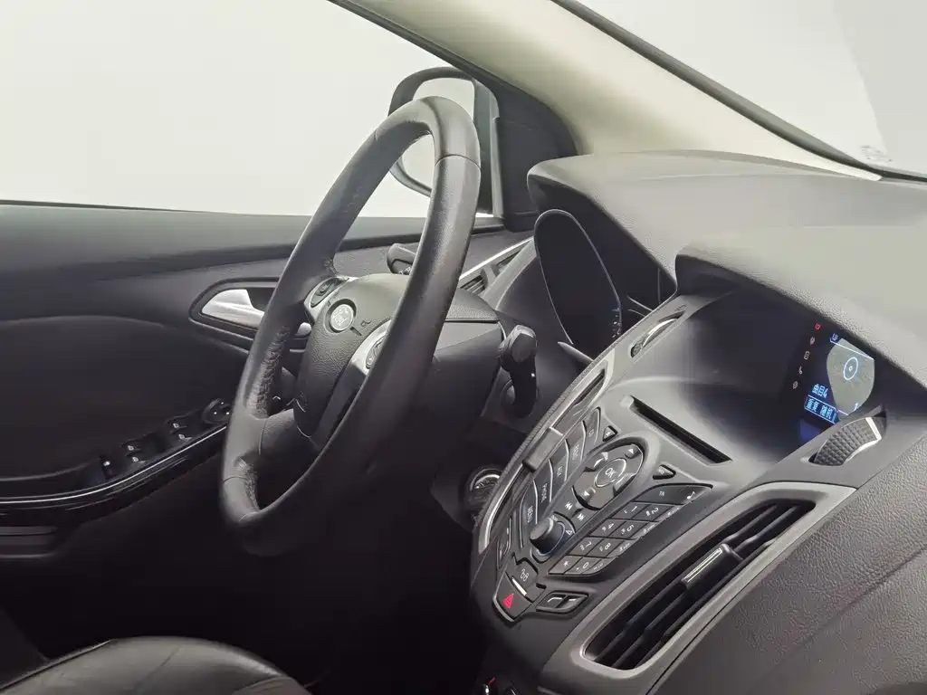 Ford Focus — миниатюра 22