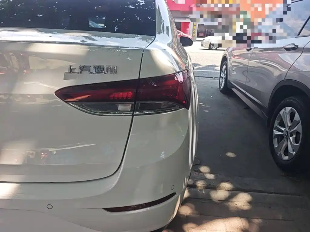 Buick Excelle — миниатюра 8