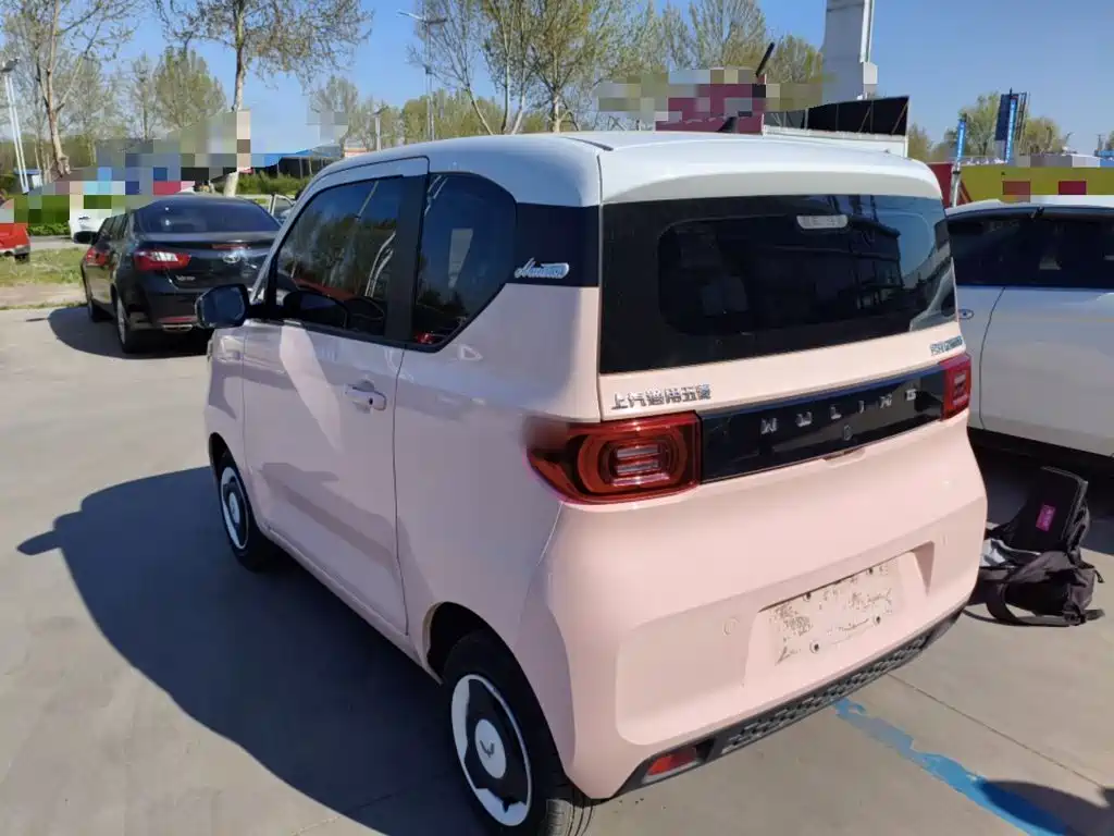 Wuling MINIEV — миниатюра 5