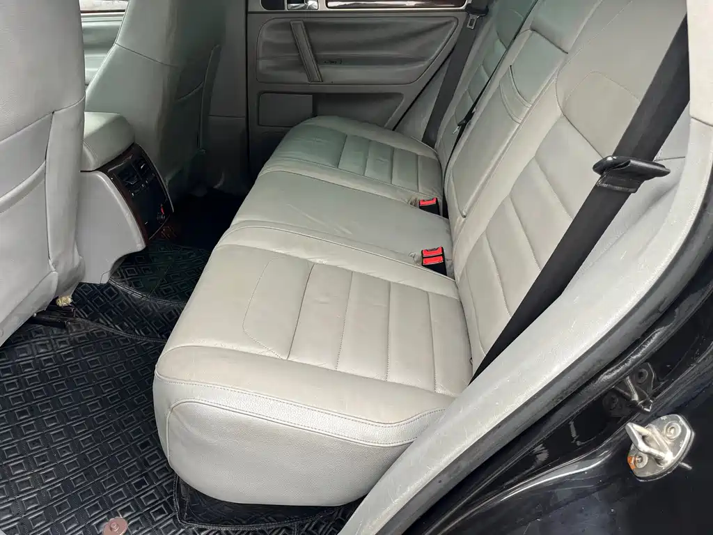 Volkswagen Touareg — миниатюра 8