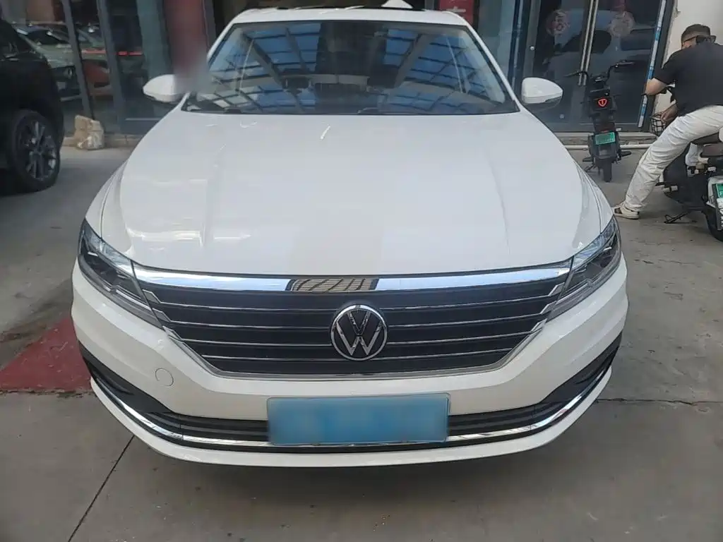 Volkswagen Lavida — миниатюра 3