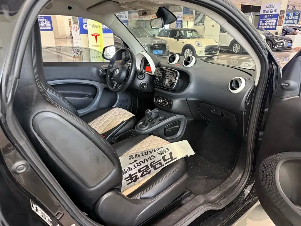 smart Smart Fortwo — миниатюра 5