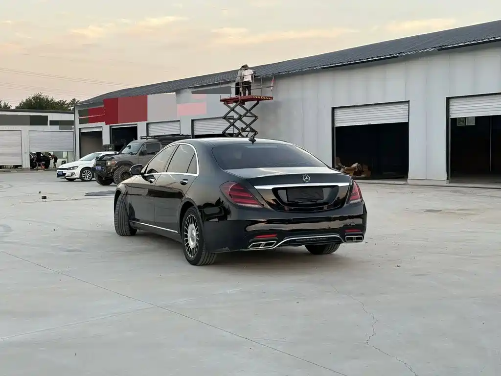 Mercedes-Benz S-Class — миниатюра 9