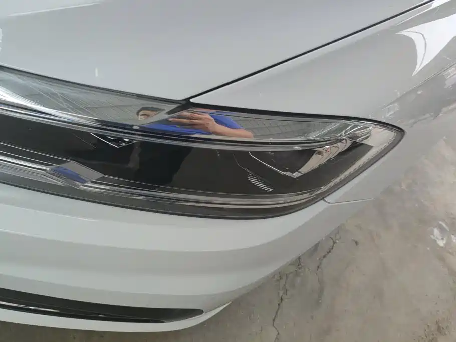 Volkswagen Lavida — миниатюра 5