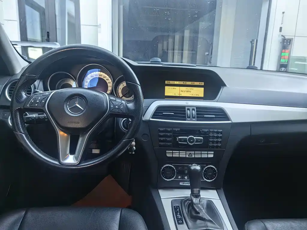 Mercedes-Benz C-Class (Import) — миниатюра 8